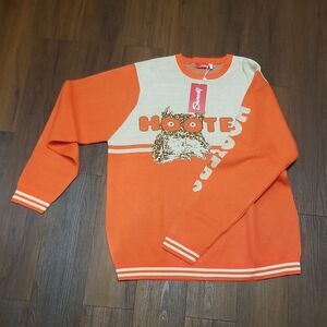Hard to find!!! Hooters Sweaters brand new with tags, Mens size XXL
